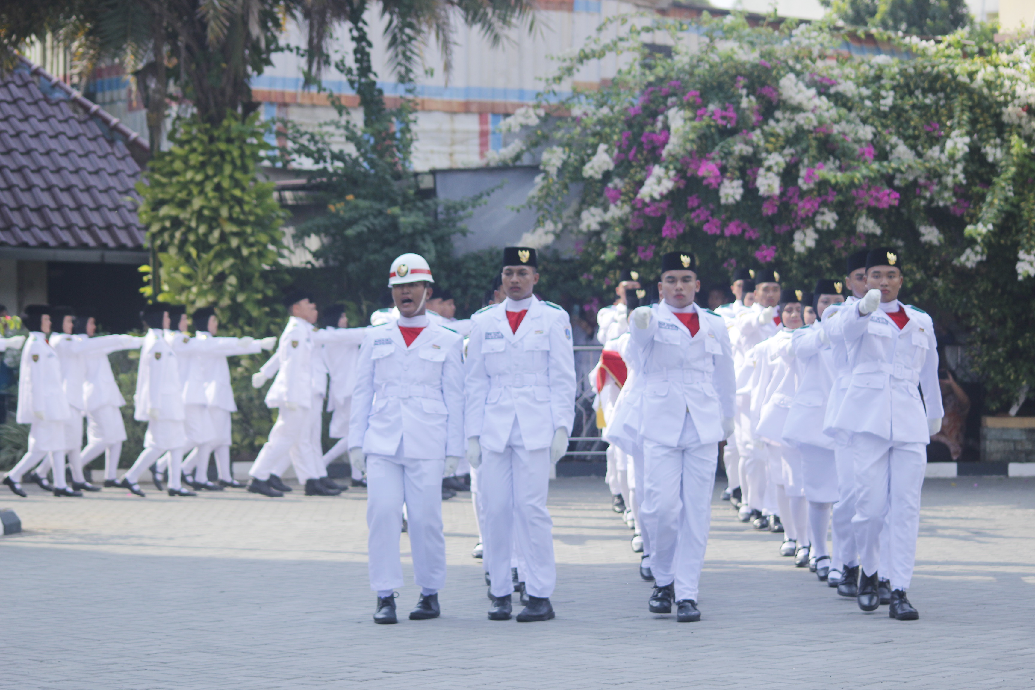 Upacara bendera Paskibra